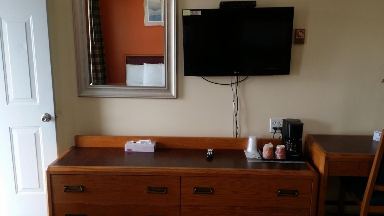 River Mist Inn Sturgeon Falls Buitenkant foto