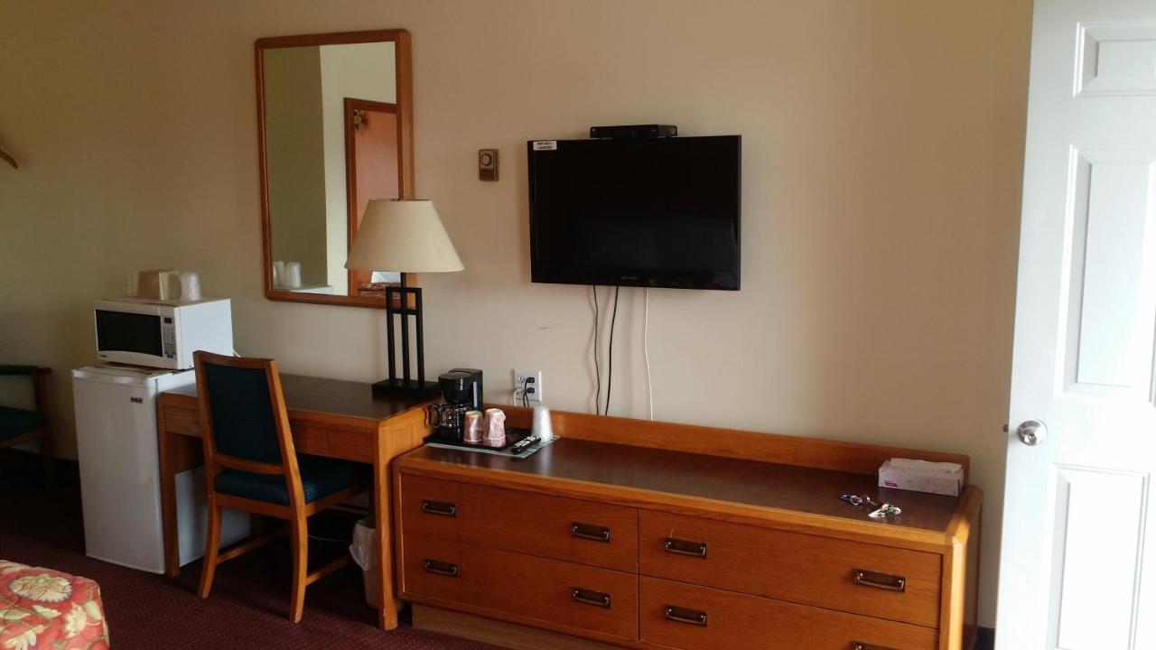 River Mist Inn Sturgeon Falls Buitenkant foto