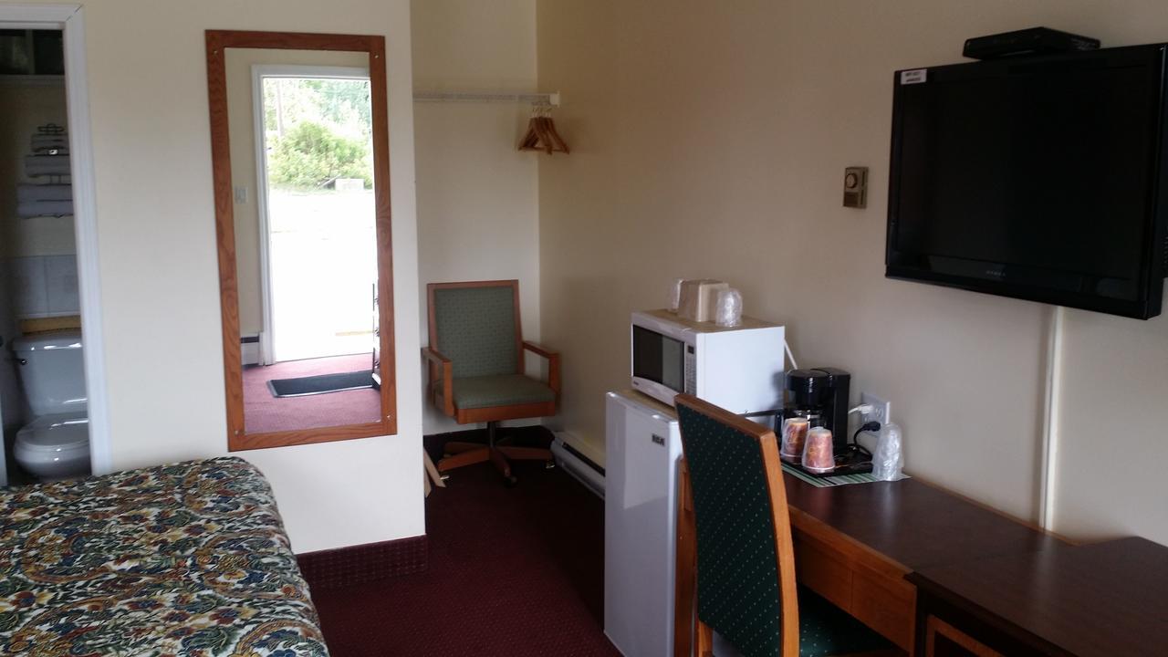 River Mist Inn Sturgeon Falls Buitenkant foto
