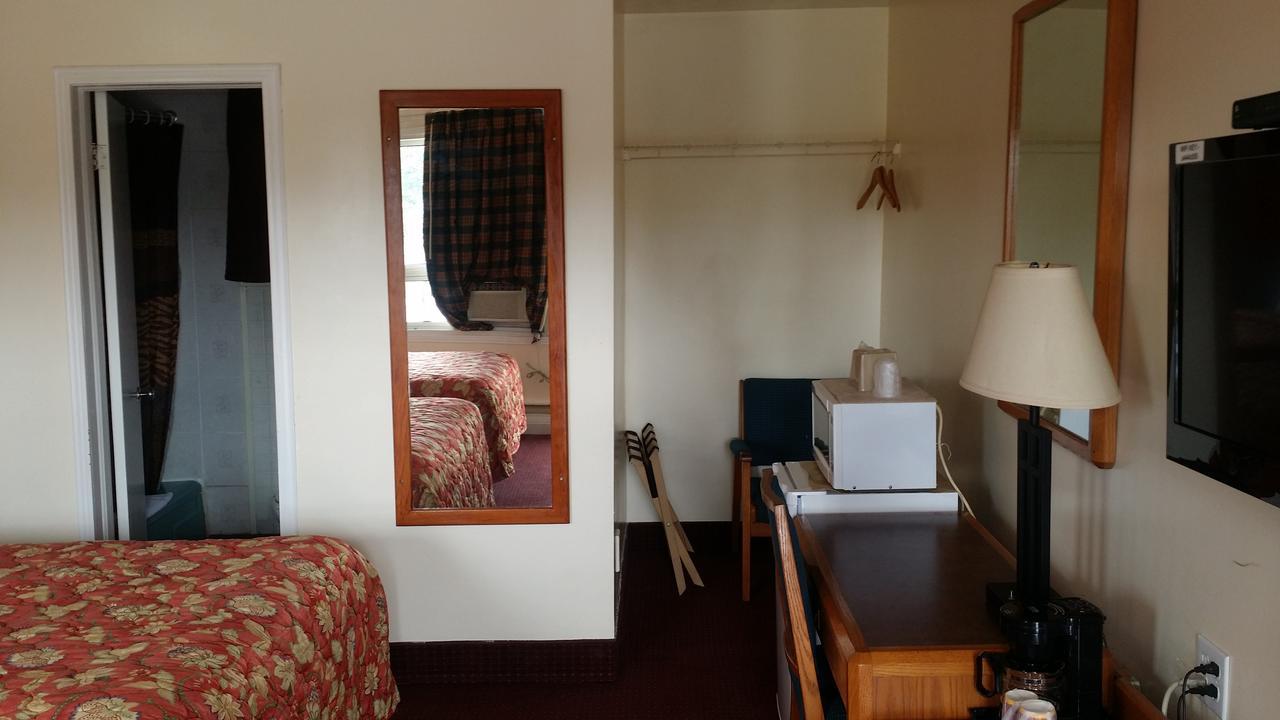 River Mist Inn Sturgeon Falls Buitenkant foto