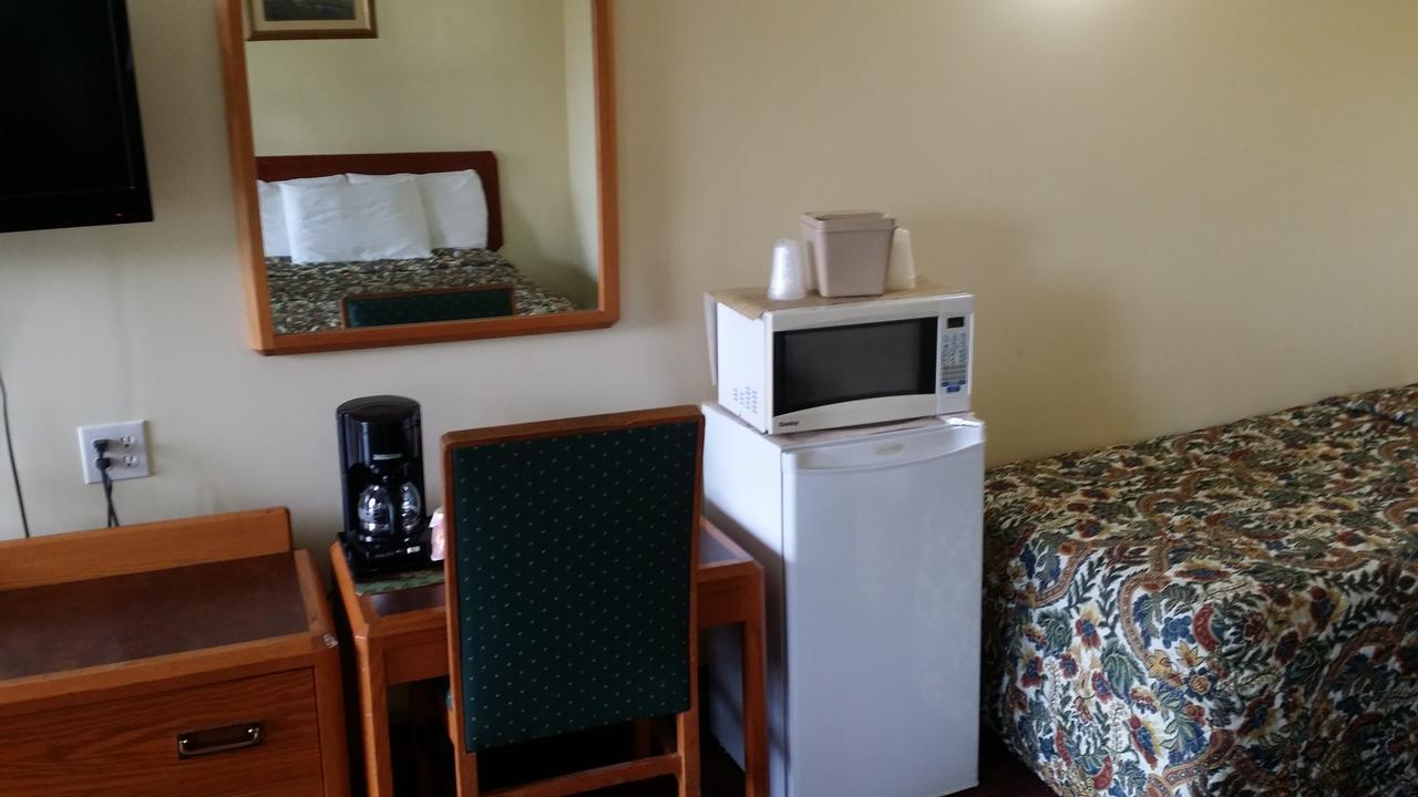 River Mist Inn Sturgeon Falls Buitenkant foto