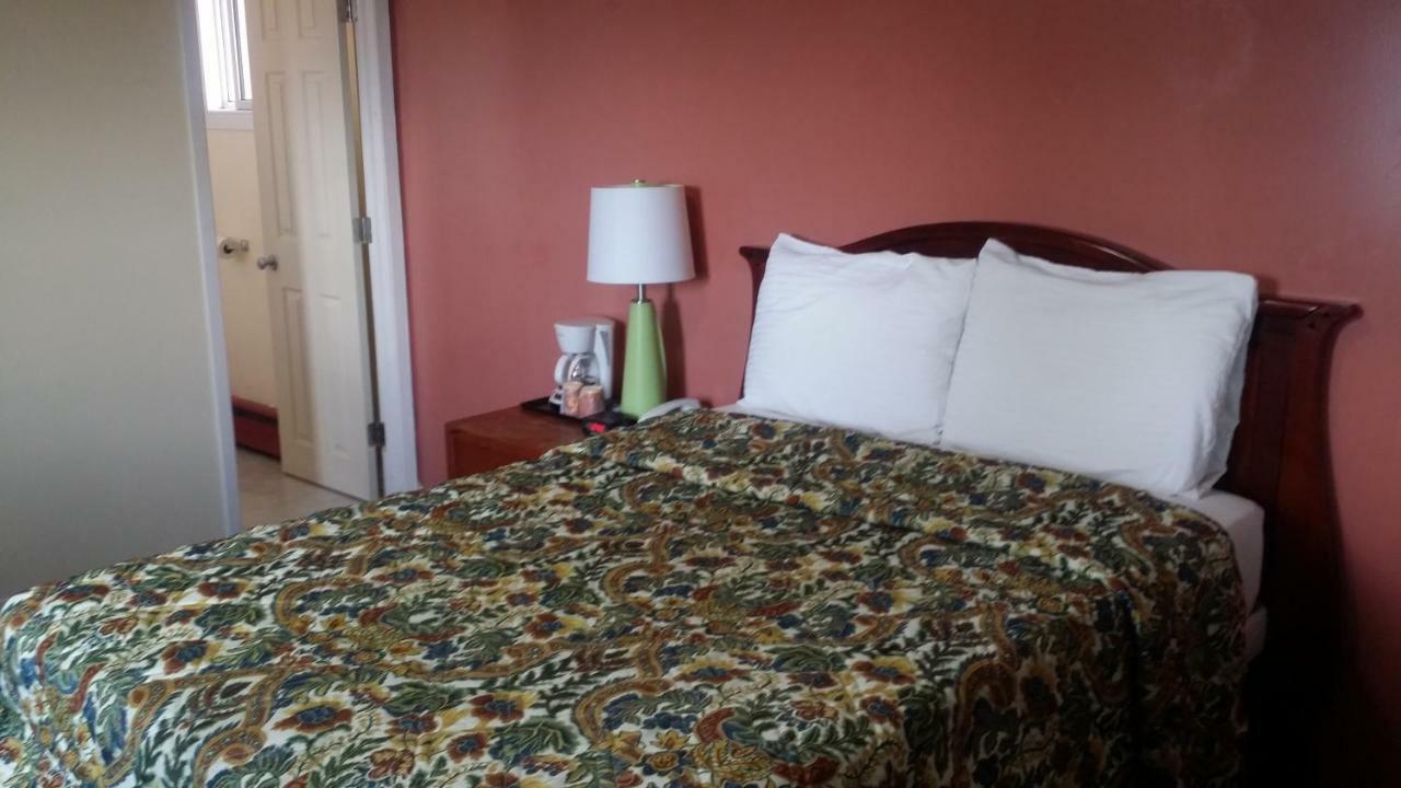River Mist Inn Sturgeon Falls Buitenkant foto