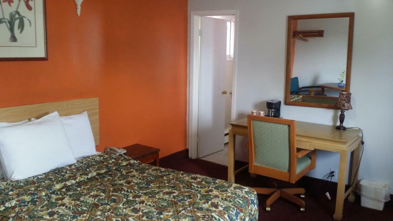 River Mist Inn Sturgeon Falls Buitenkant foto